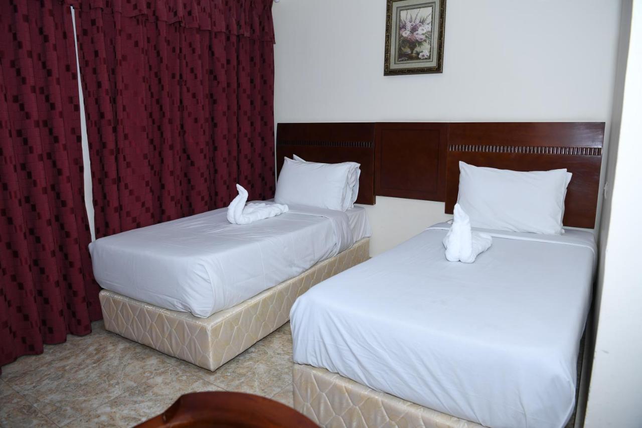 Continental Suite Farwaniya Kuwait City Exteriér fotografie