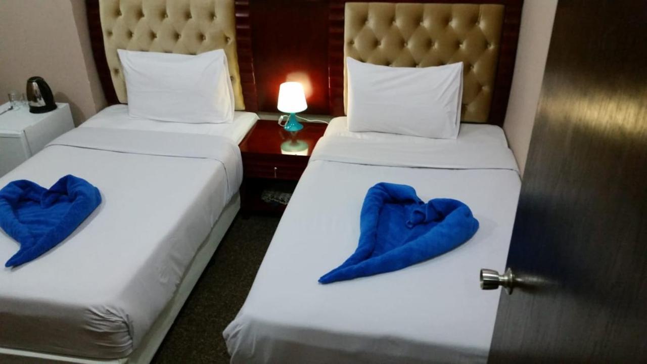 Continental Suite Farwaniya Kuwait City Exteriér fotografie