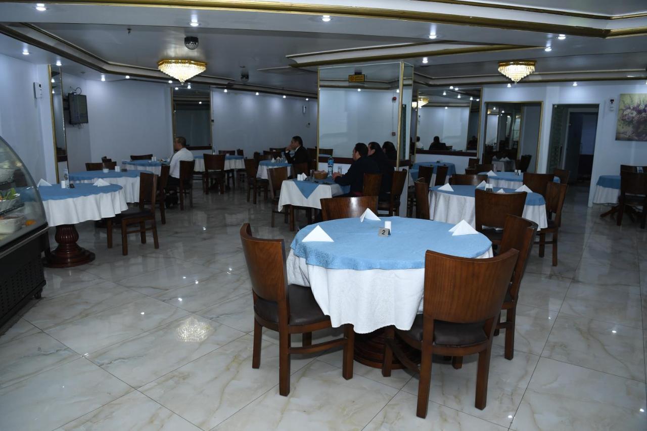 Continental Suite Farwaniya Kuwait City Exteriér fotografie
